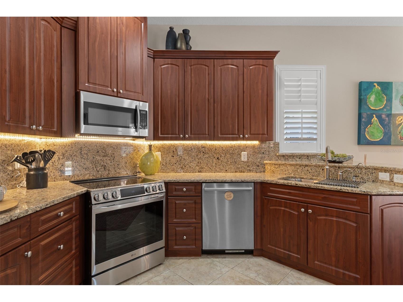 8984 Wade Street Weeki Wachee FL 34613 W7885792 image26