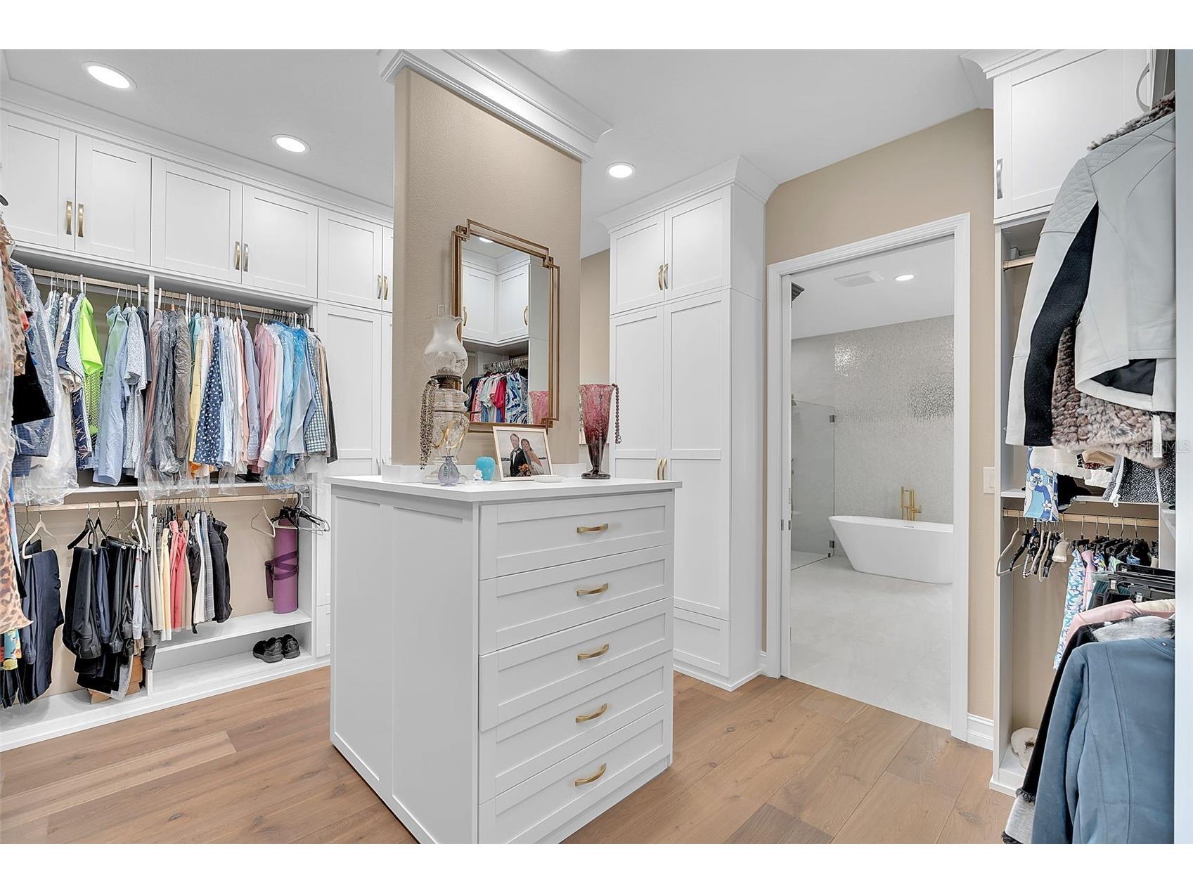 8986 Bloomfield Boulevard Sarasota FL 34238 A4698281 image24