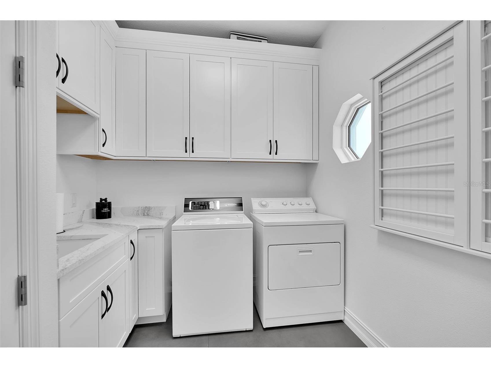 8986 Bloomfield Boulevard Sarasota FL 34238 A4698281 image36