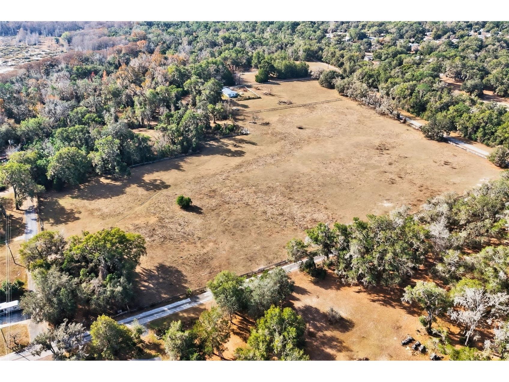 8989 S Great Oaks Drive Floral City FL 34436 - Bradley Lake OM716983 image1