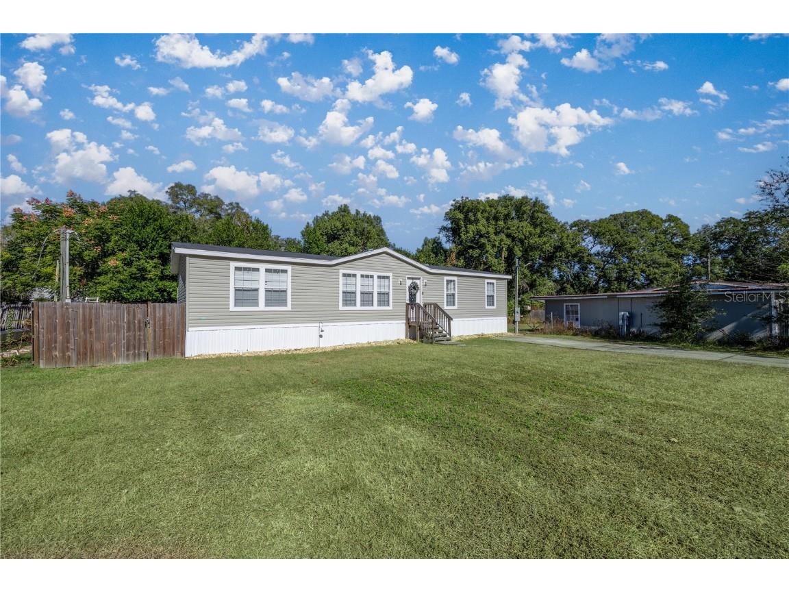 899 E Victoria Lane Holder FL 34445 OM690941 image1