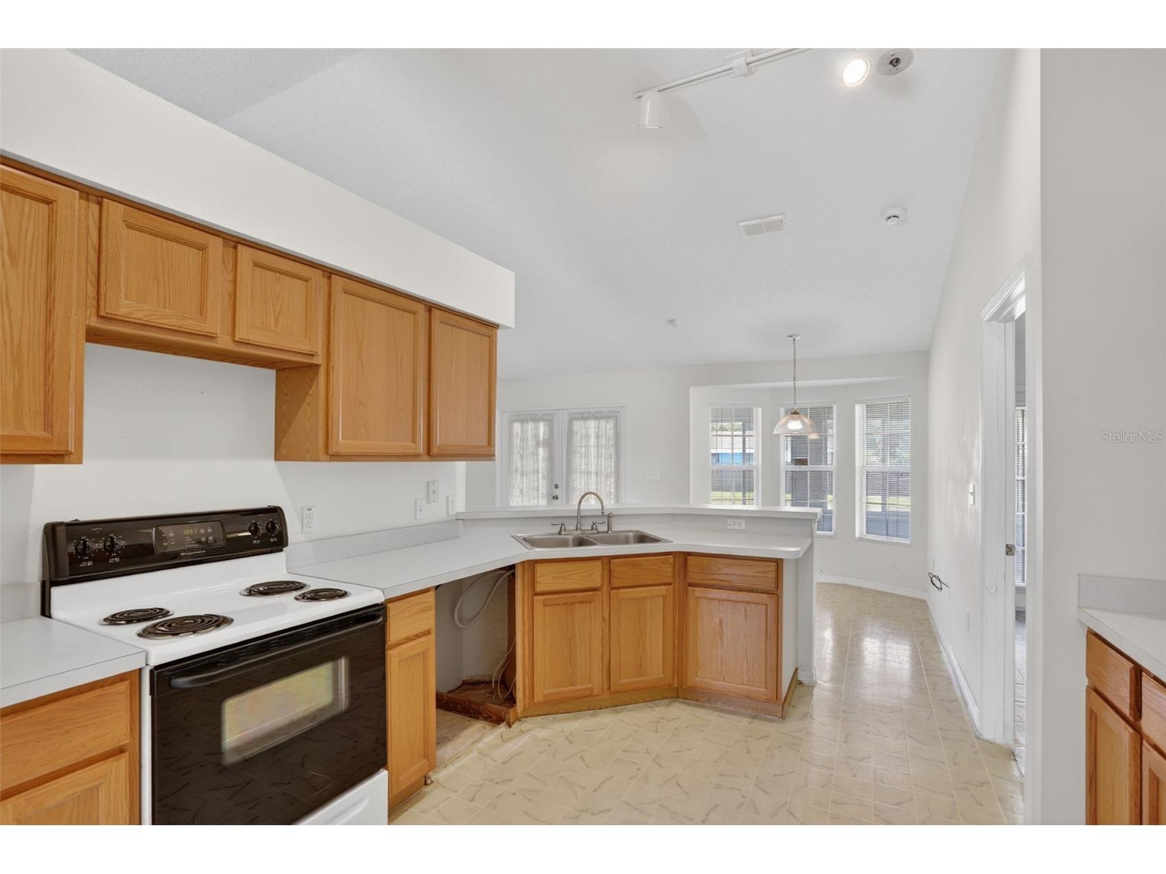 899 S Thacker Avenue Kissimmee FL 34741 O6387526 image4