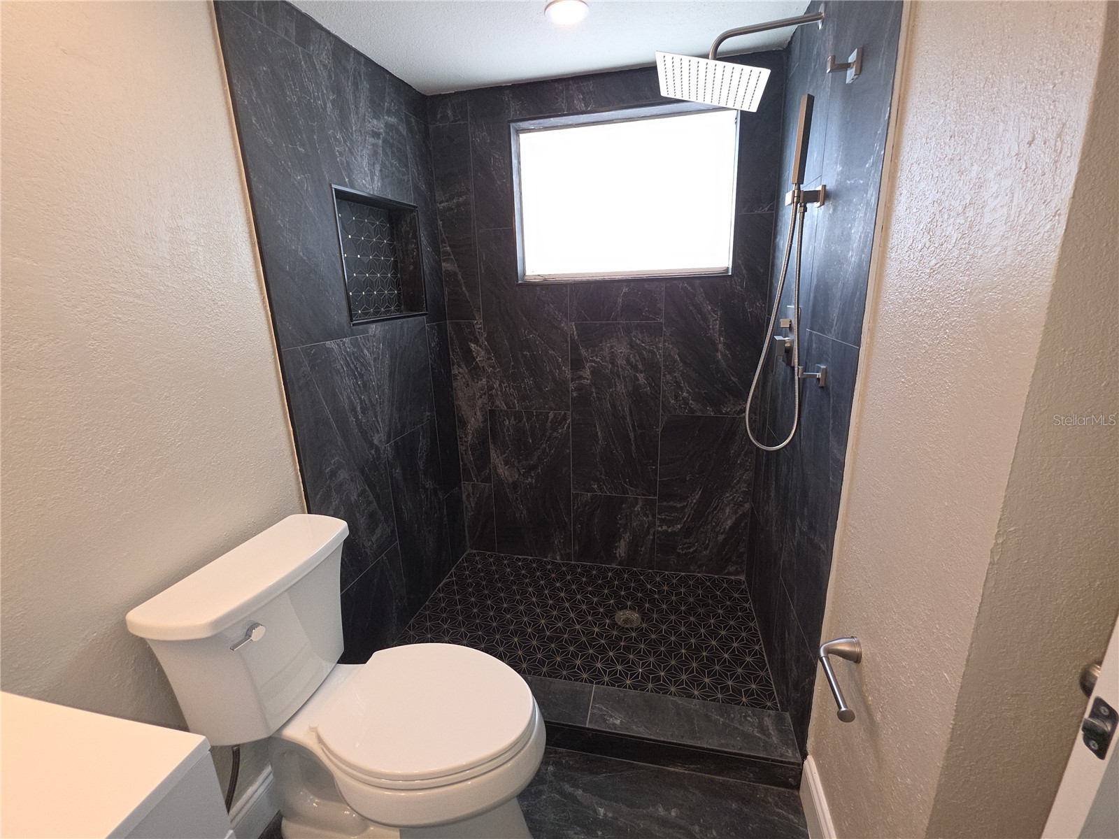 8990 123rd Way Seminole FL 33772 TB8509164 image17