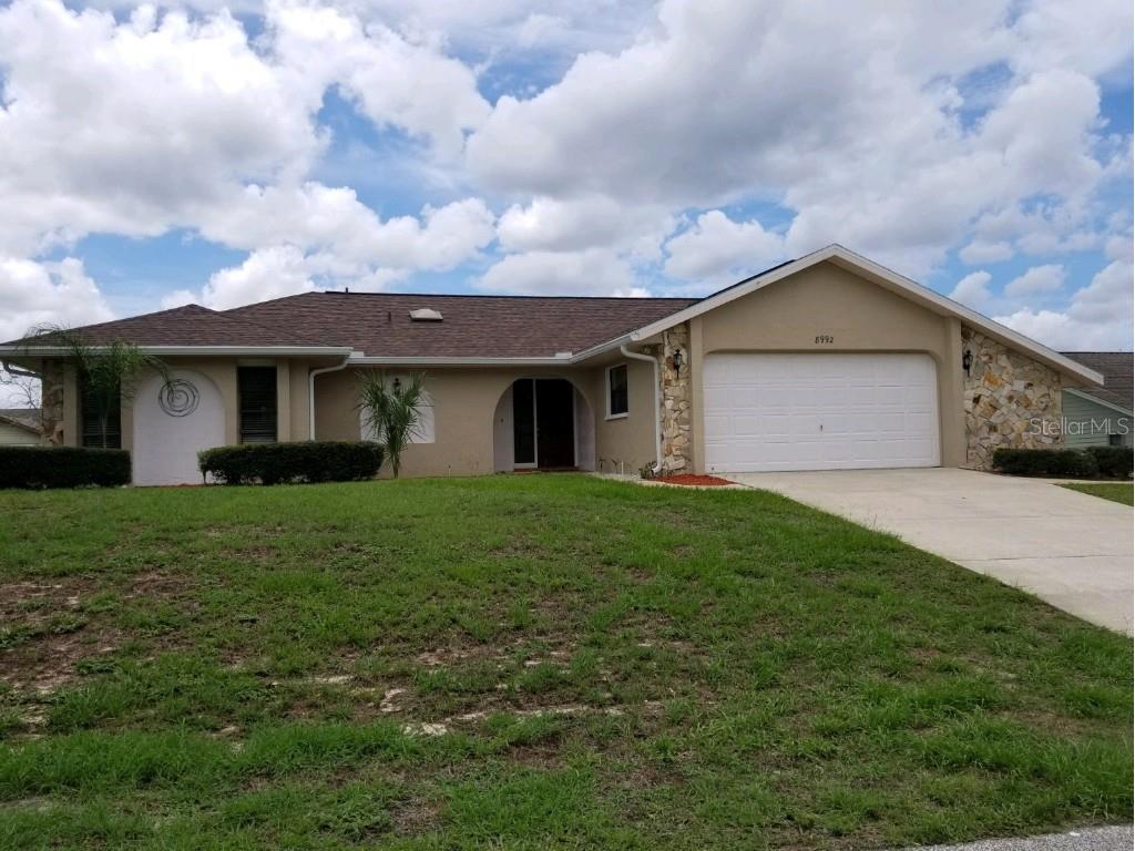 8992 Hernando Way Weeki Wachee FL 34613 T3453281 image1