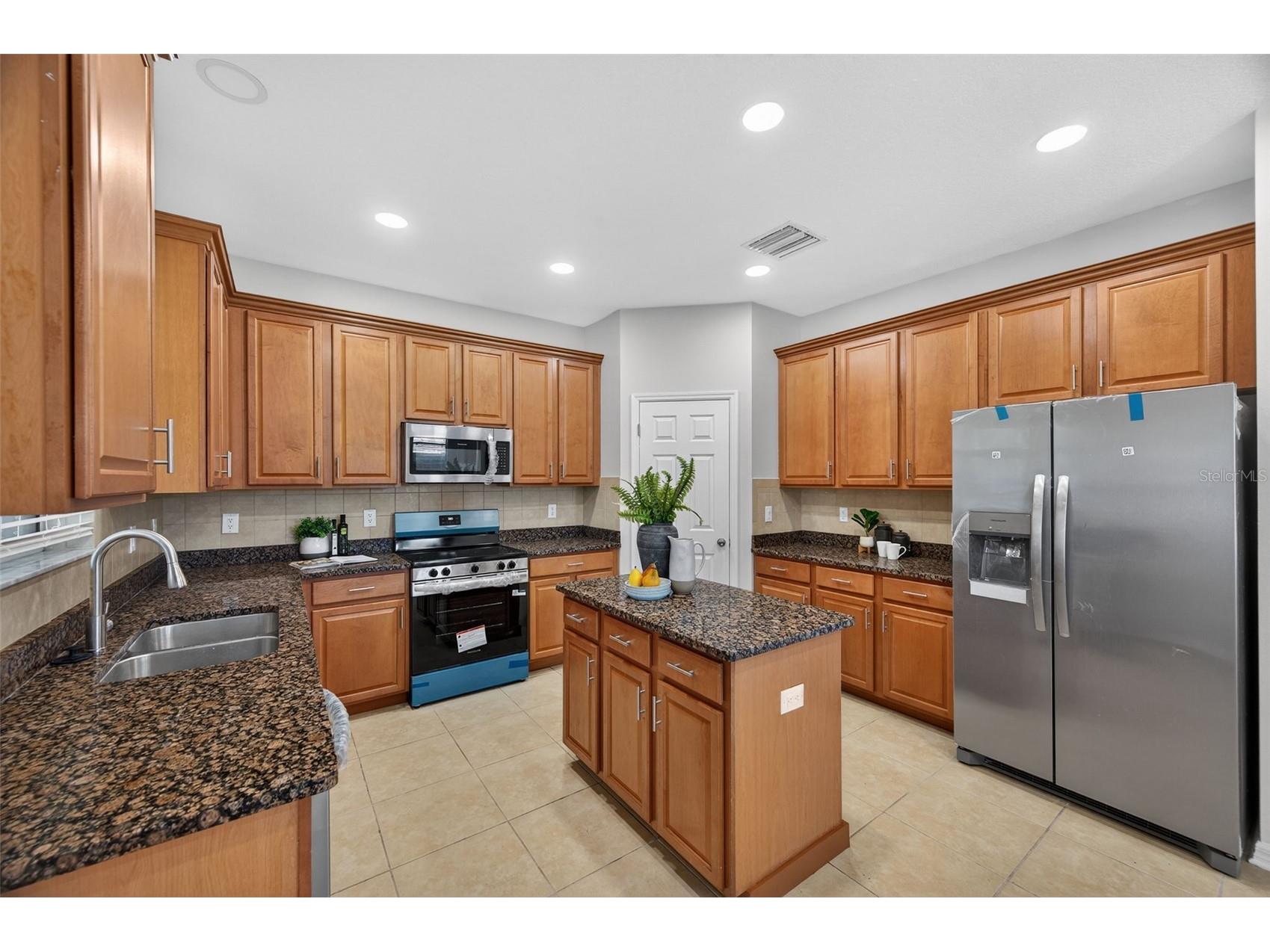 8995 70th Way N Pinellas Park FL 33782 TB8458067 image18
