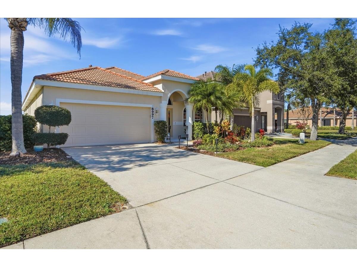 8997 Stone Harbour Loop Bradenton FL 34212 A4678400 image4