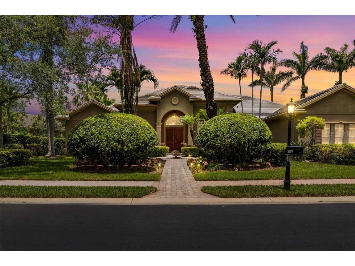 8999 Wildlife Loop Sarasota FL 34238 A4656159 image1