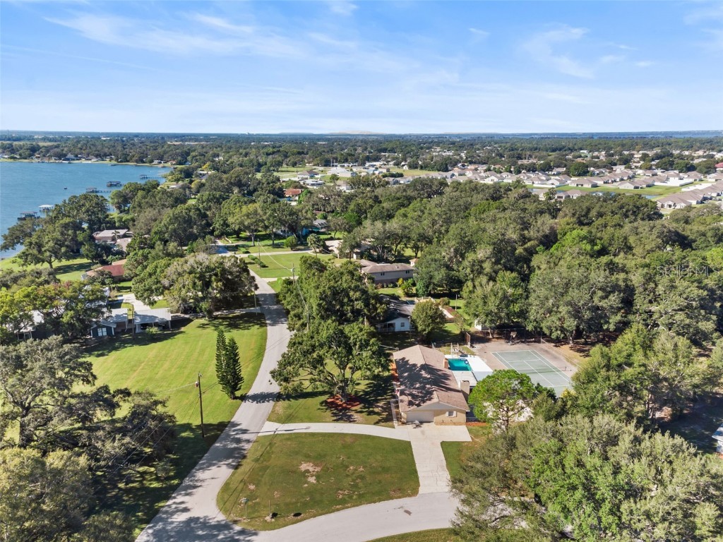 9 Aqualane Drive Winter Haven FL 33880 P4927788 image1