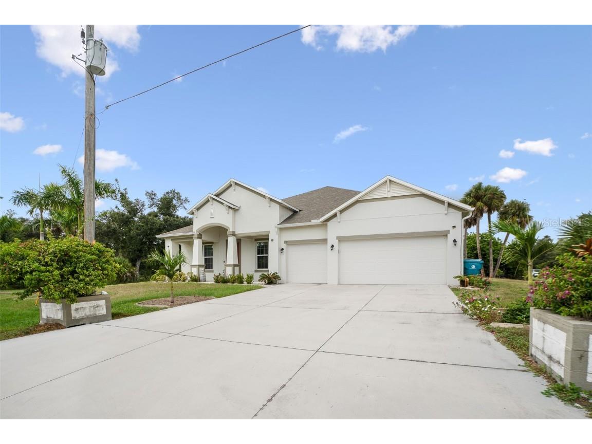 9 Evaro Drive Port Charlotte FL 33954 D6144242 image1