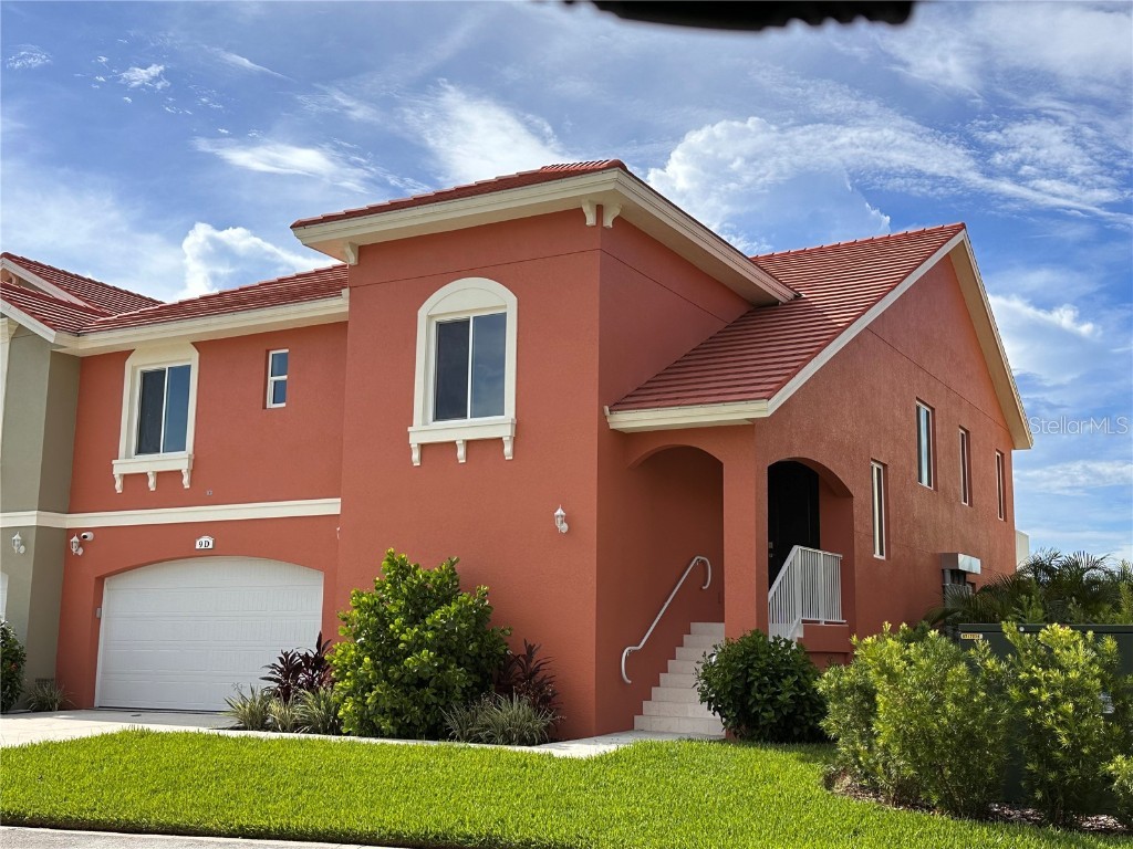 9 Franklin Court S #D Saint Petersburg FL 33711 - BOCA CIEGA BAY J965521 image1