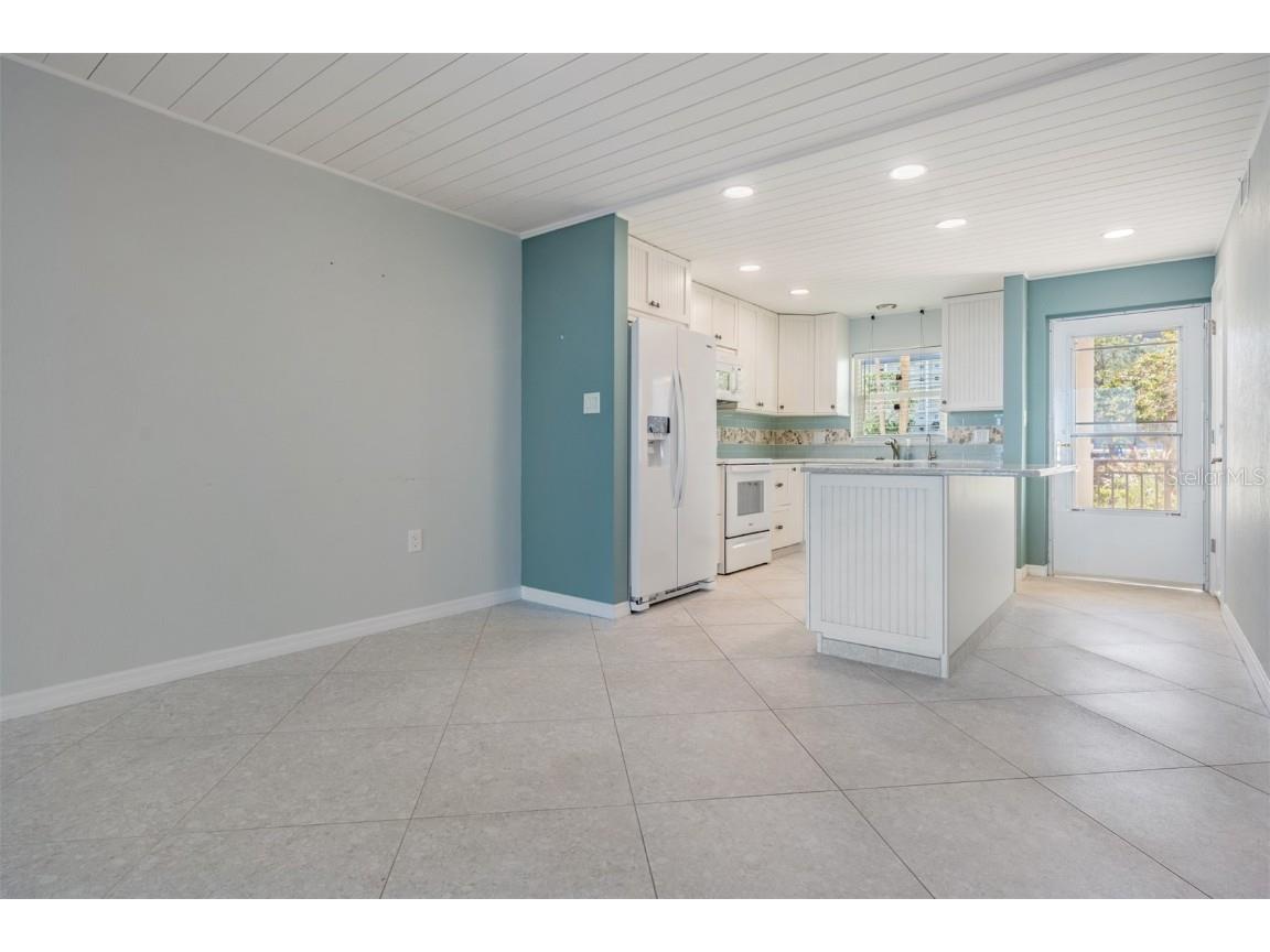 9 Haig Place #104 Dunedin FL 34698 - ST. JOSEPH SOUND TB8447985 image5