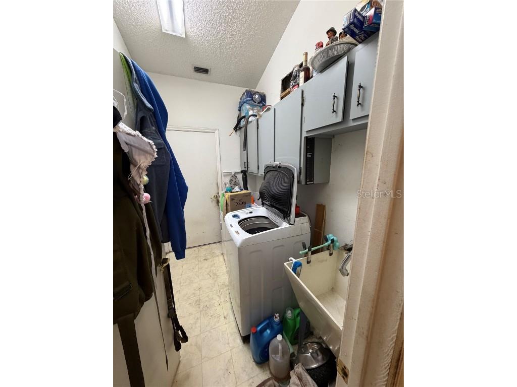 9 Hialeah Drive Ocala FL 34482 OM710369 image30