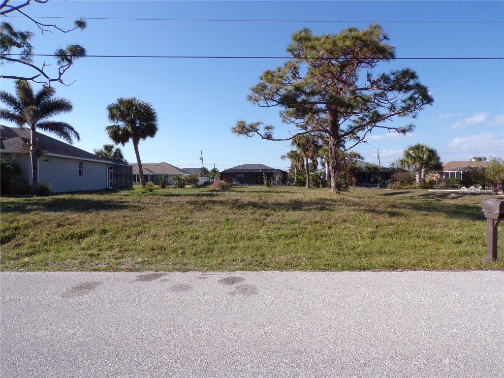 9 Long Meadow Lane Rotonda West FL 33947 C7505085 image1