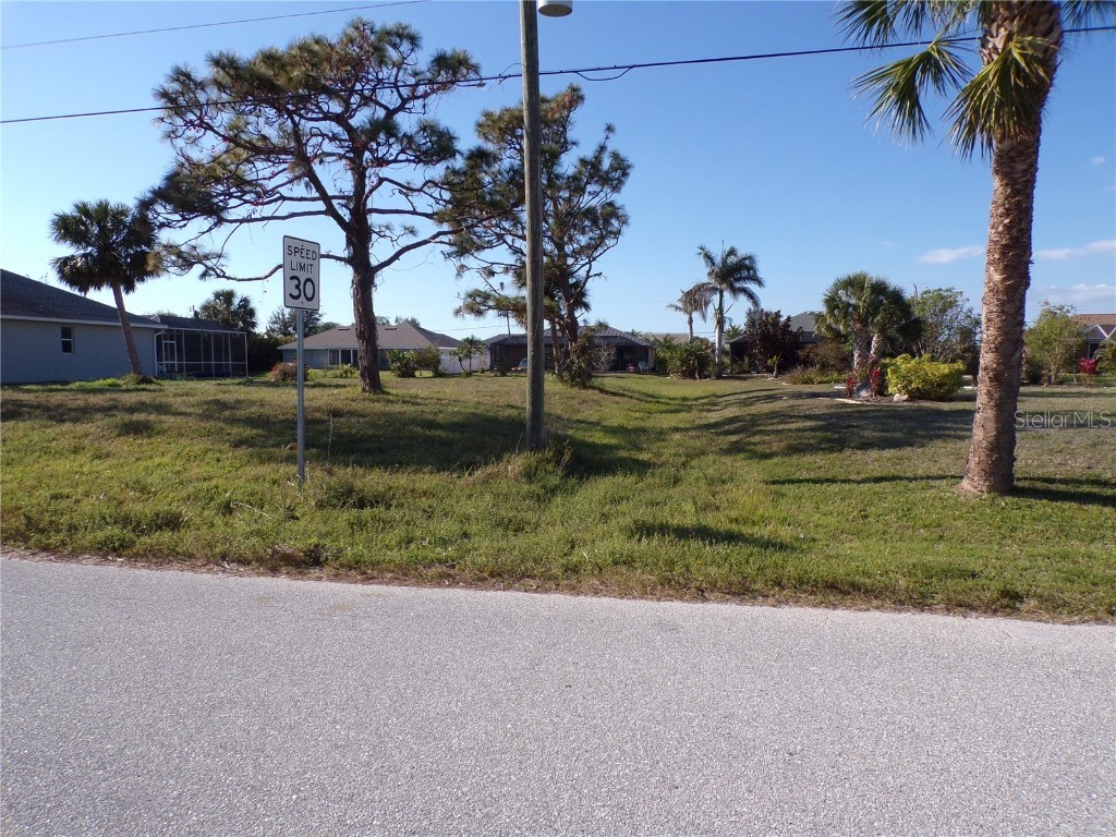 9 Long Meadow Lane Rotonda West FL 33947 C7505085 image2