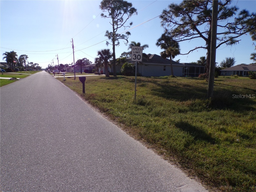 9 Long Meadow Lane Rotonda West FL 33947 C7505085 image3