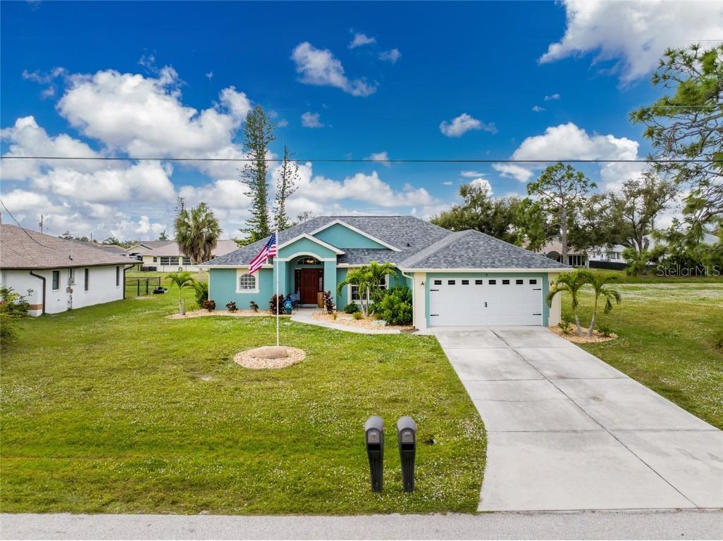 9 Mariner Lane Rotonda West FL 33947 D6133678 image1