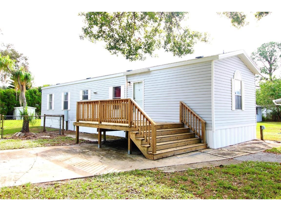 9 Marlow Road Frostproof FL 33843 K4902339 image1