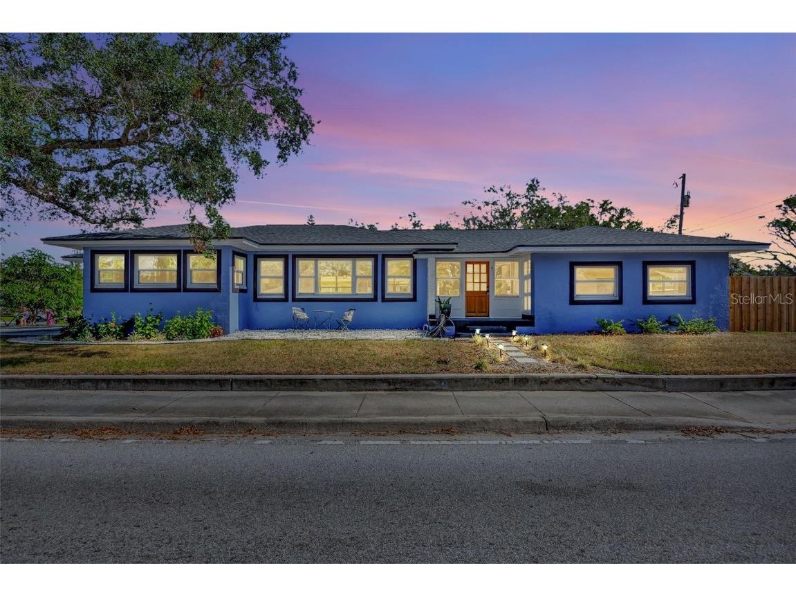 9 N Highland Avenue Clearwater FL 33755 A4628870 image1