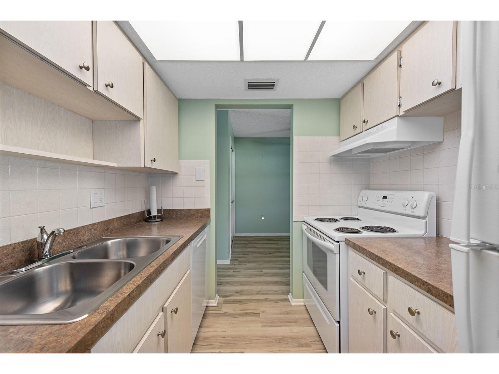 9 Quails Run Boulevard #9 Englewood FL 34223 D6145619 image12