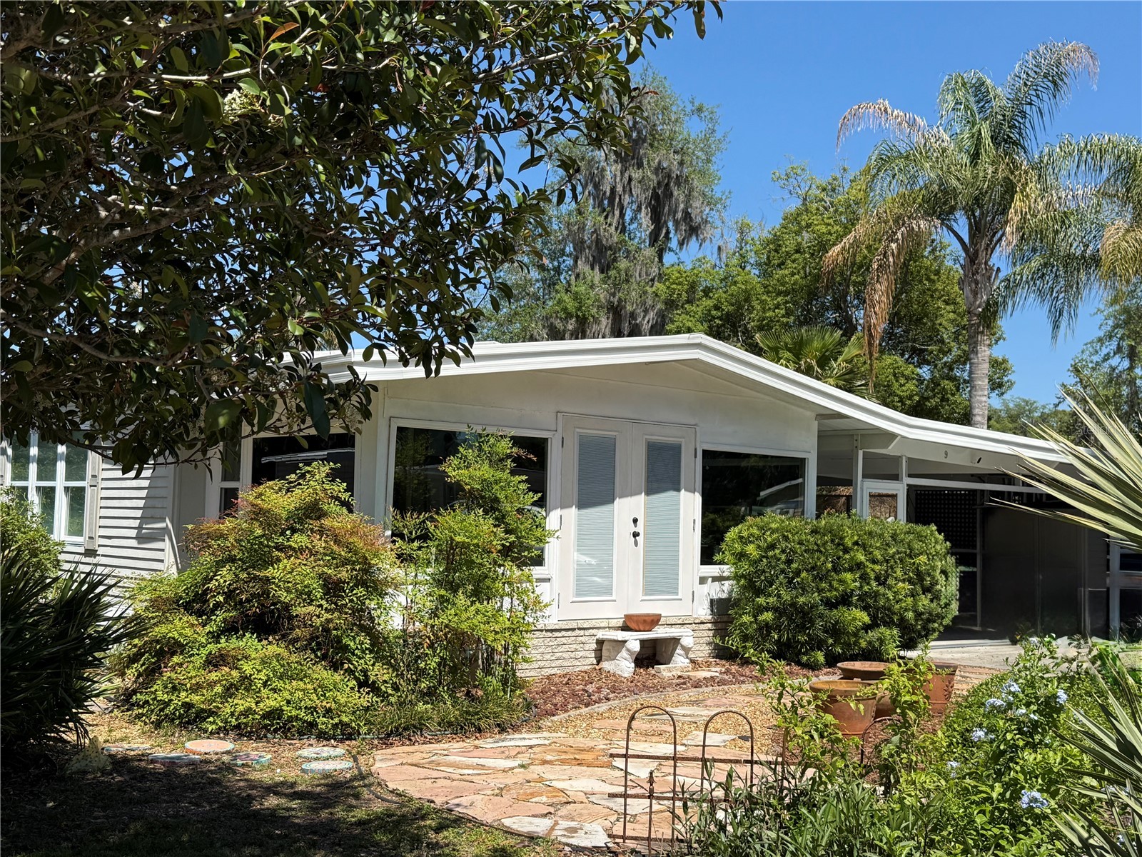 9 S Bobwhite Road Wildwood FL 34785 - LAKE OKAHUMPKA G5111106 image3