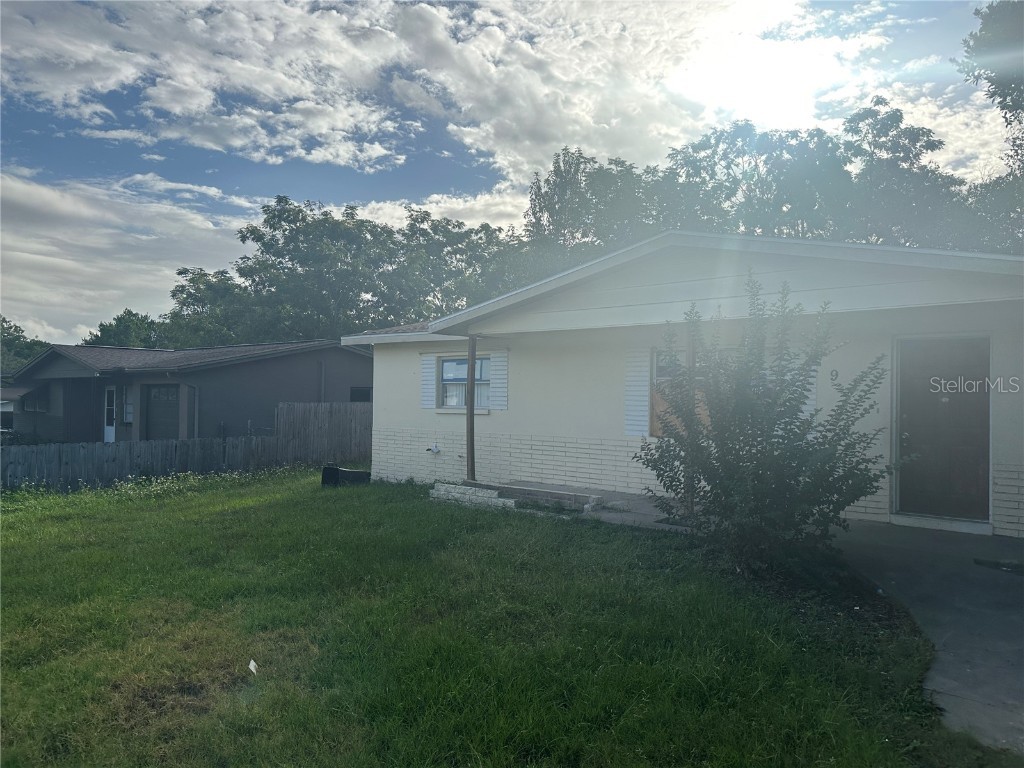 9 S Lee Street Beverly Hills FL 34465 OM712678 image2