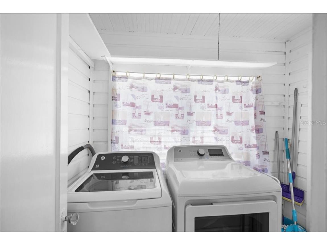 9 Seminole Drive Bradenton FL 34208 A4663491 image19