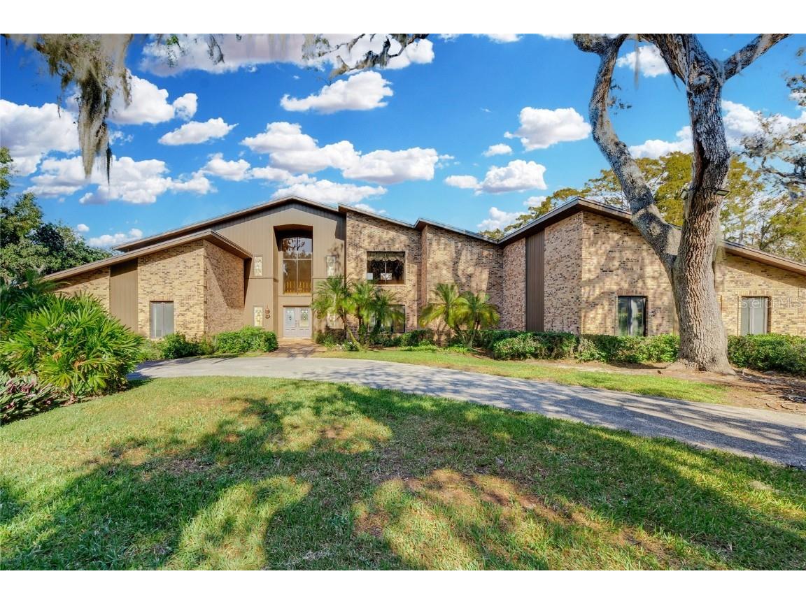 9 Skidmore Road Winter Haven FL 33884 - LAKE ELOISE P4933073 image1