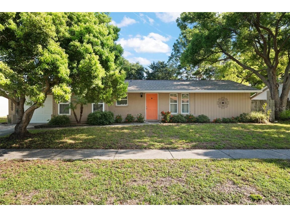 9 Valencia Circle Safety Harbor FL 34695 U8250723 image1