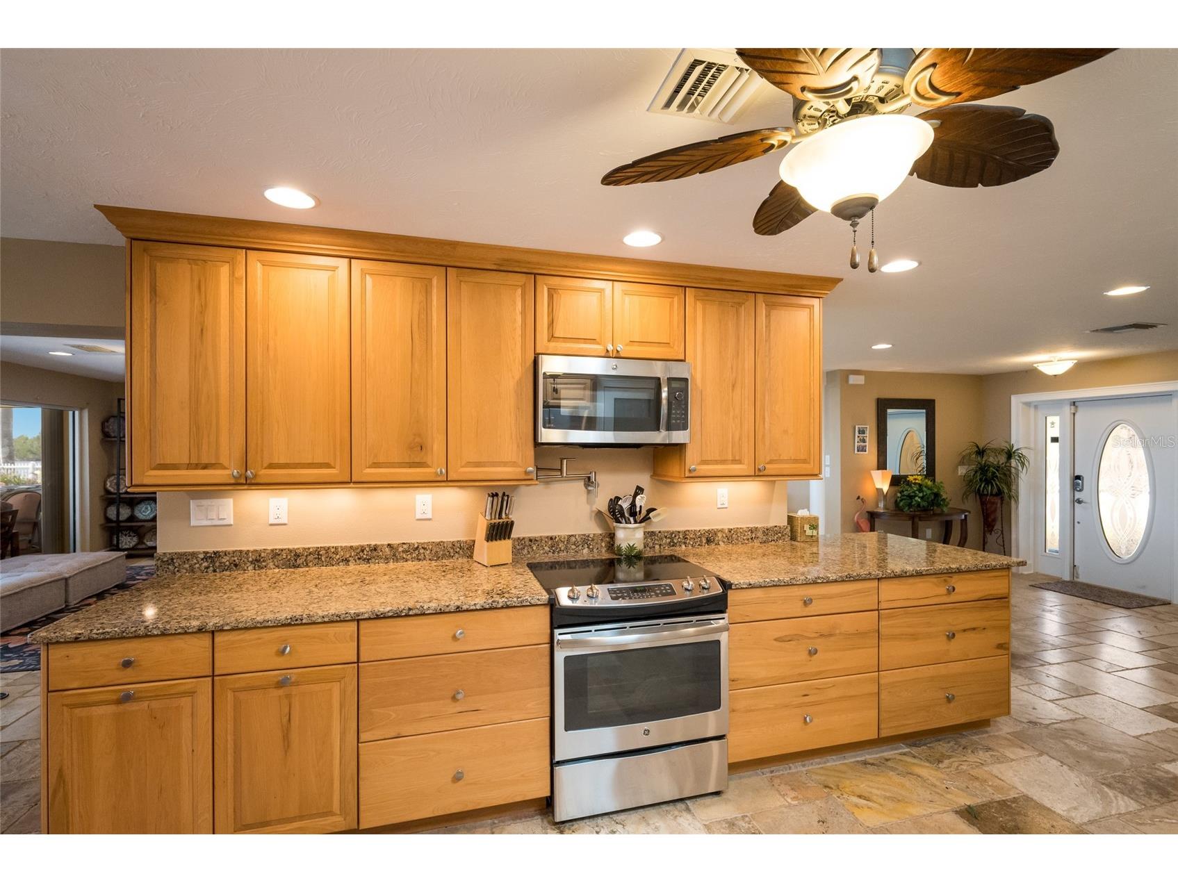90 Buccaneer Bend Placida FL 33946 - INTRACOASTAL WATERWAY D6146570 image25