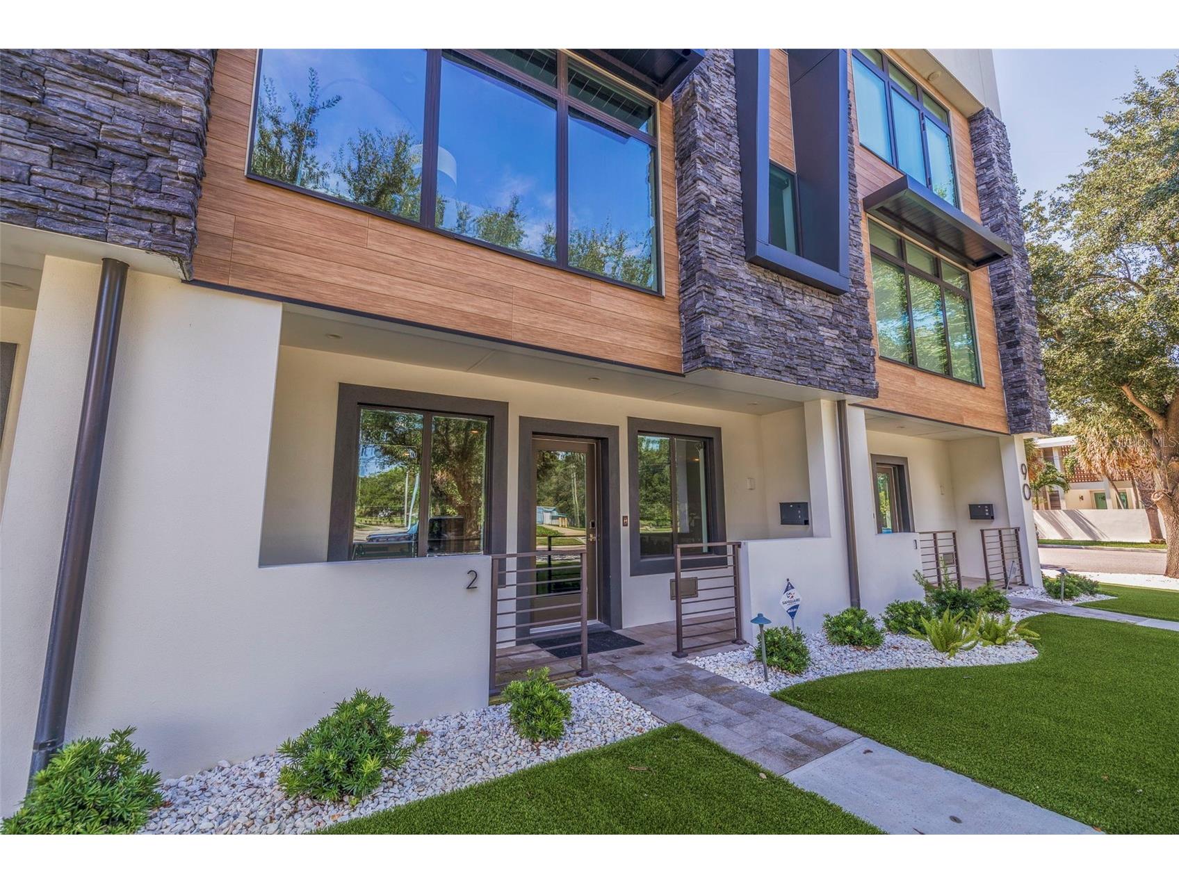 90 Columbia Drive #2 Tampa FL 33606 TB8417512 image3