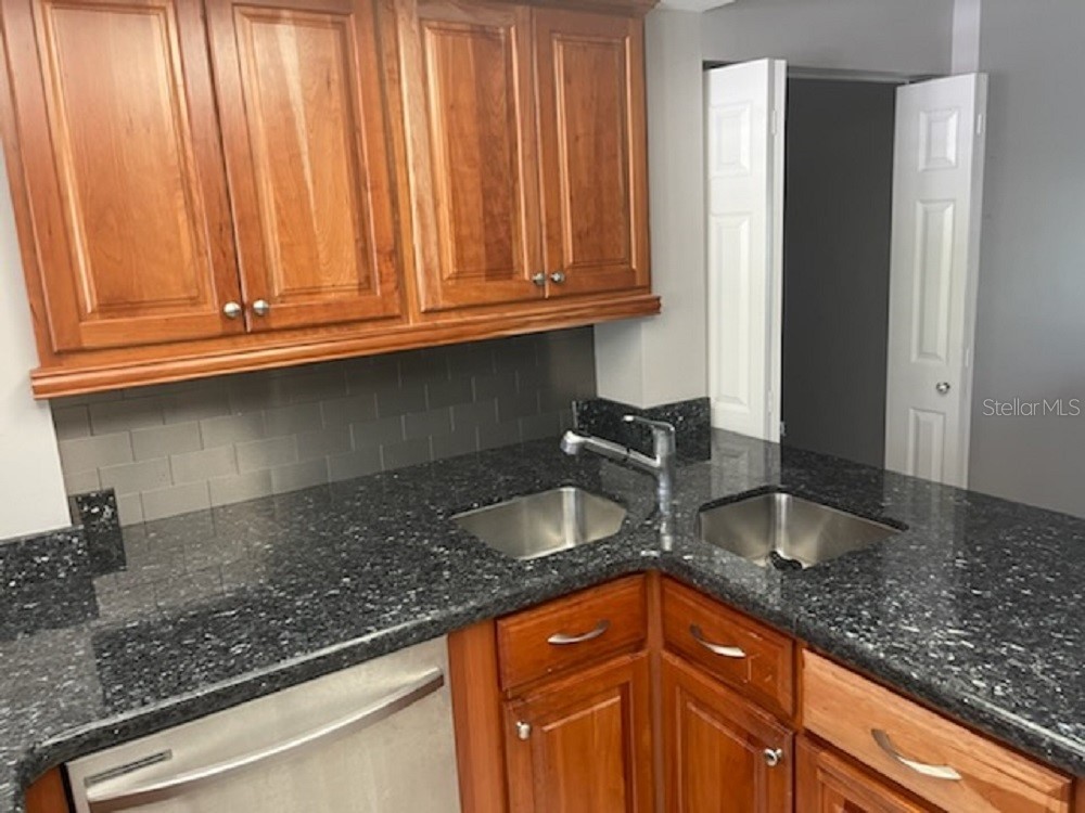90 S Highland Avenue #1 Tarpon Springs FL 34689 TB8527589 image5