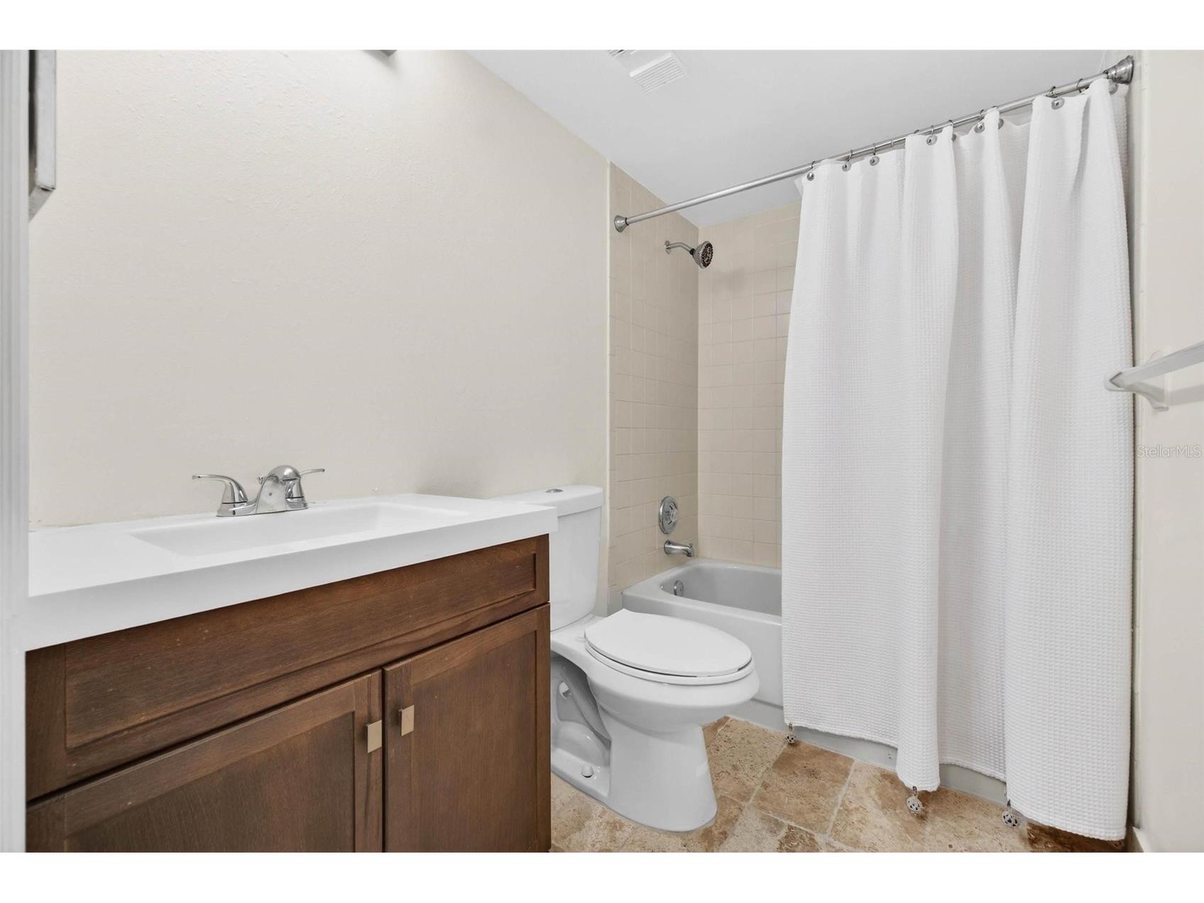 90 S Highland Avenue #102 Tarpon Springs FL 34689 - LAKE TARPON TB8480376 image19