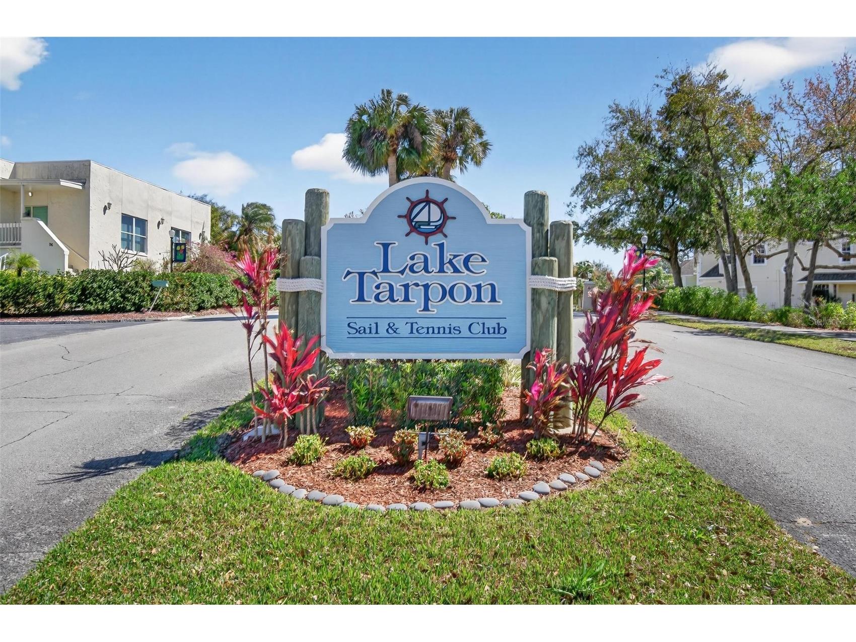 90 S Highland Avenue #102 Tarpon Springs FL 34689 - LAKE TARPON TB8480376 image2