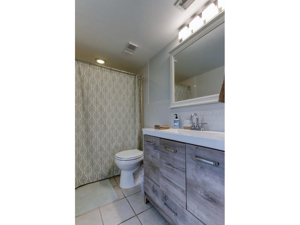 90 S Highland Avenue #112 Tarpon Springs FL 34689 TB8442667 image33