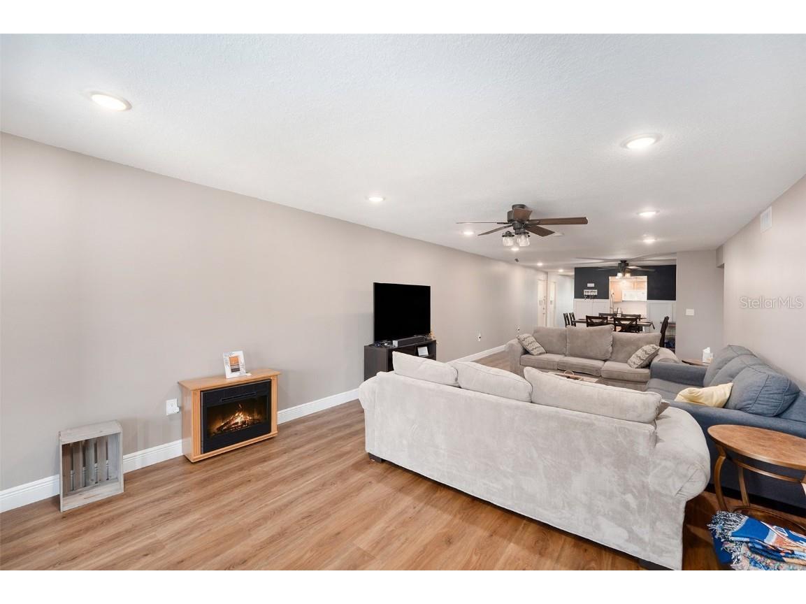 90 S Highland Avenue #1201 Tarpon Springs FL 34689 - LAKE TARPON TB8444798 image3