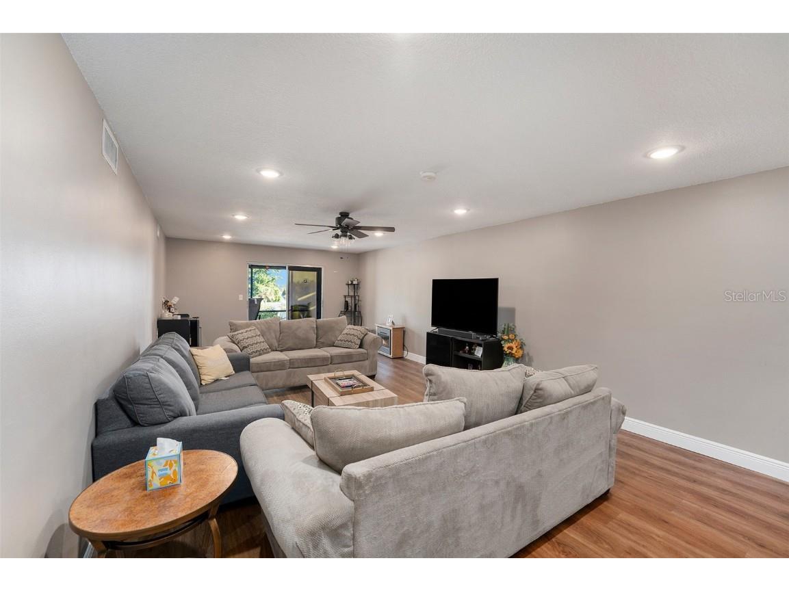 90 S Highland Avenue #1201 Tarpon Springs FL 34689 - LAKE TARPON TB8444798 image4