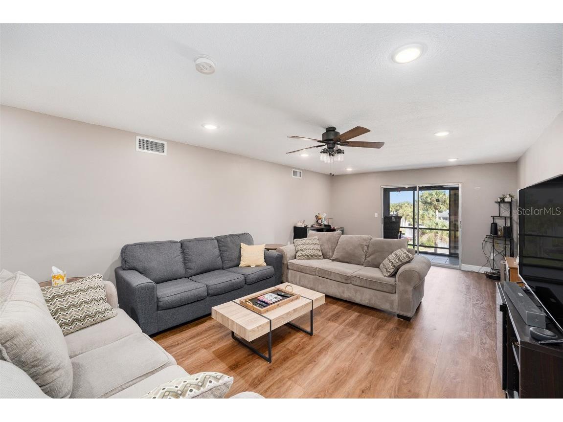 90 S Highland Avenue #1201 Tarpon Springs FL 34689 - LAKE TARPON TB8444798 image6