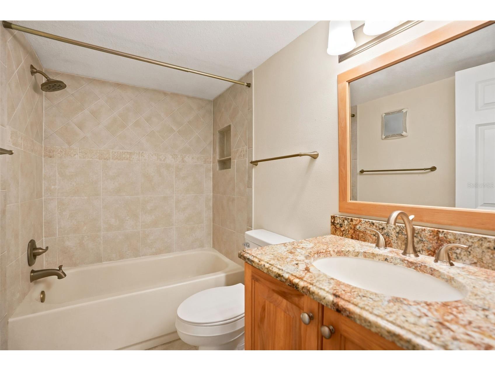 90 S Highland Avenue #1414 Tarpon Springs FL 34689 W7886918 image20