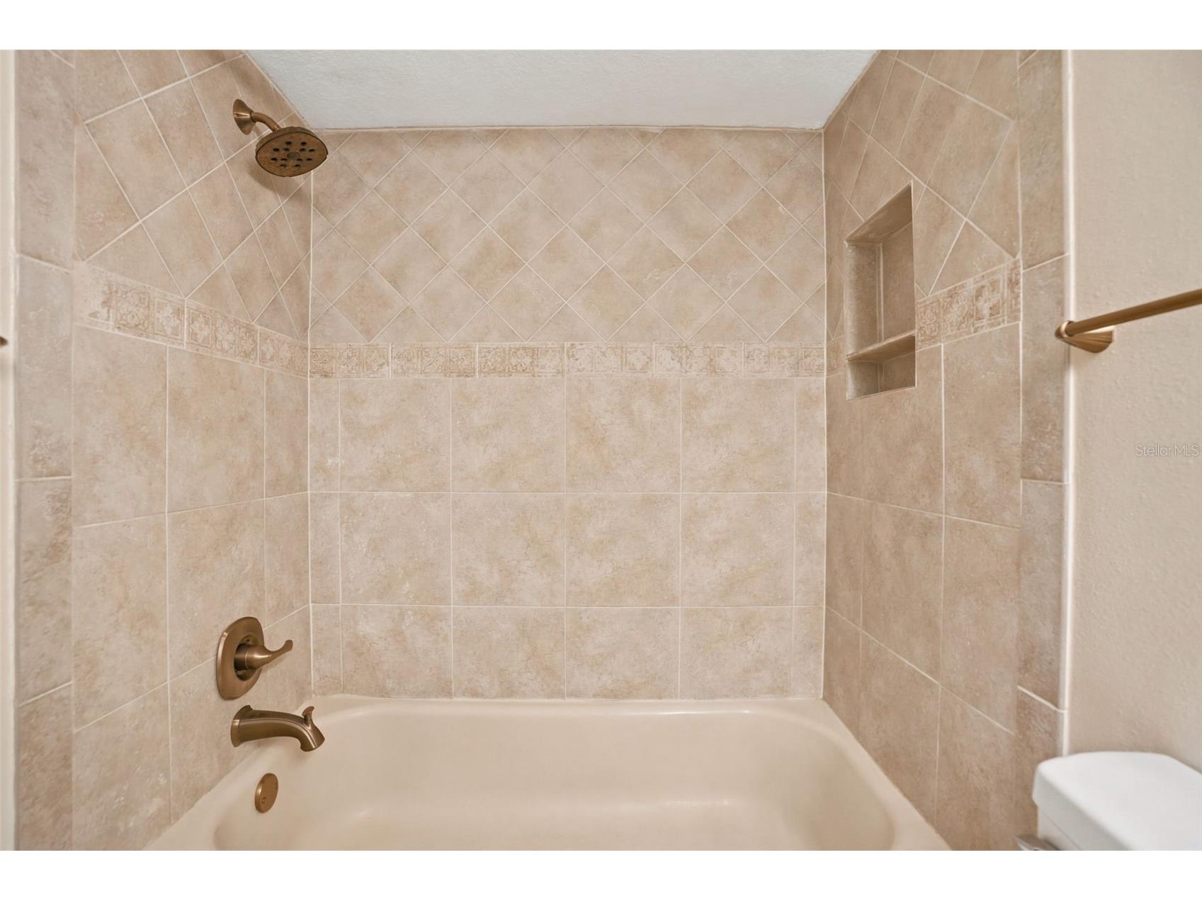 90 S Highland Avenue #1414 Tarpon Springs FL 34689 W7886918 image21