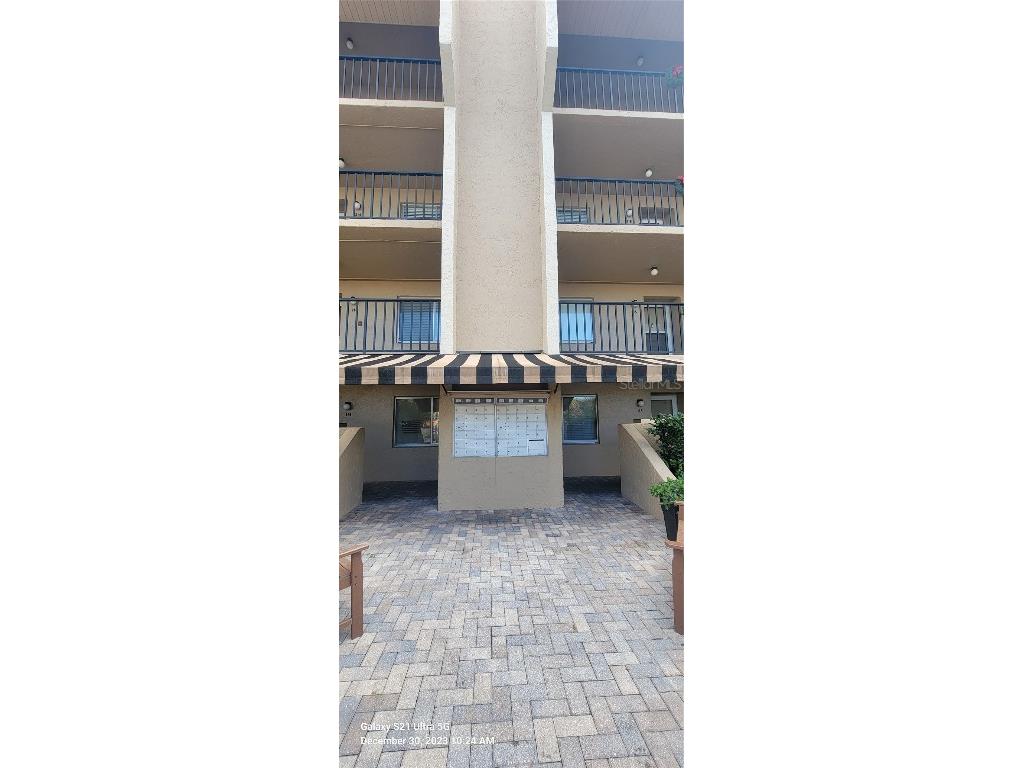 90 S Highland Avenue #224 Tarpon Springs FL 34689 TB8354203 image3