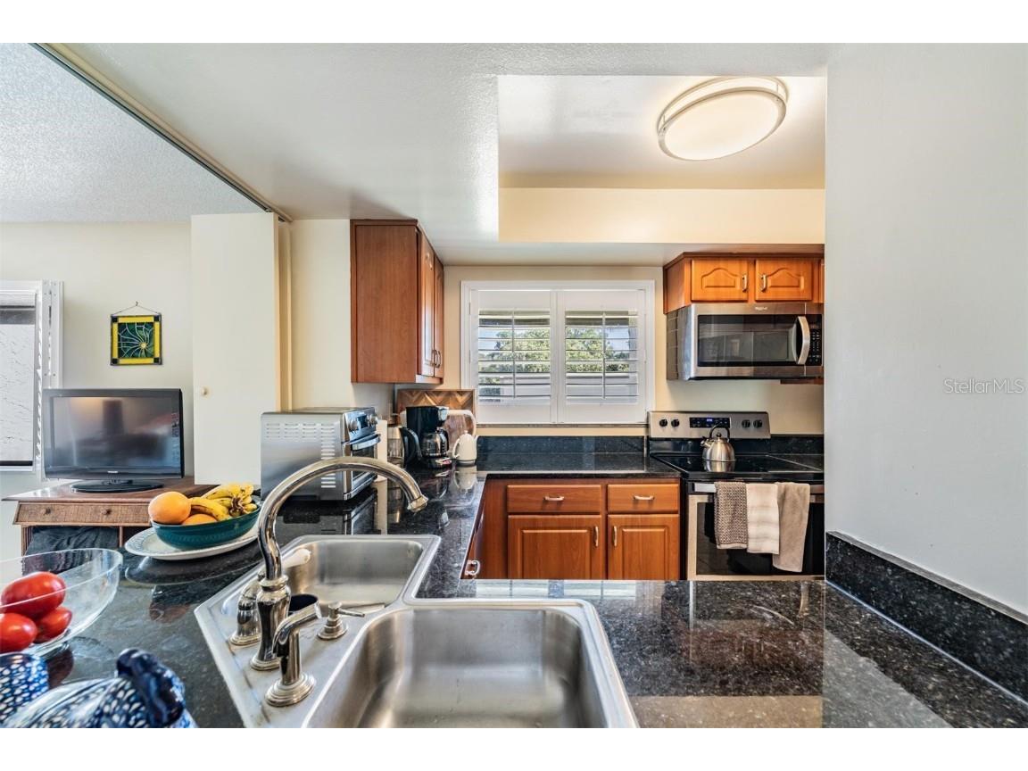 90 S Highland Avenue #6 Tarpon Springs FL 34689 TB8367958 image12