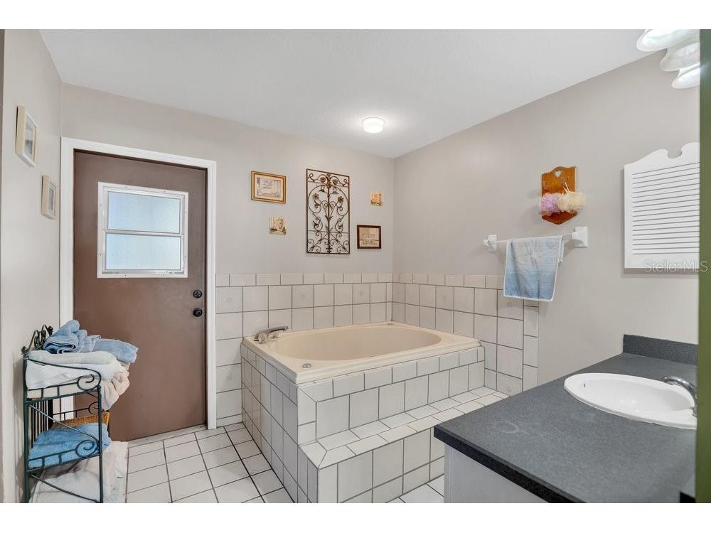 90 Sundown Road Debary FL 32713 V4946148 image18