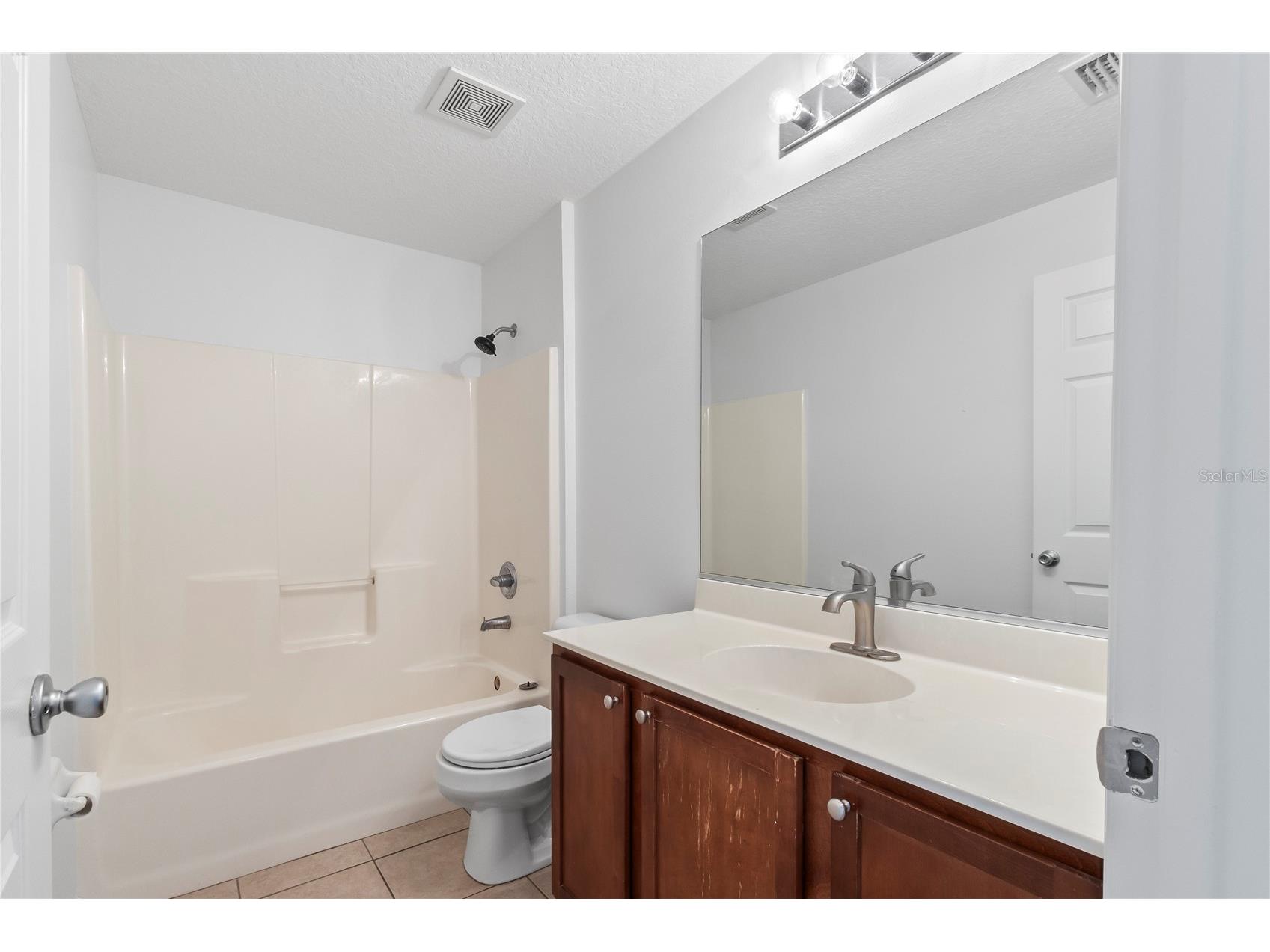 90 Universial Trail Palm Coast FL 32164 FC317735 image40