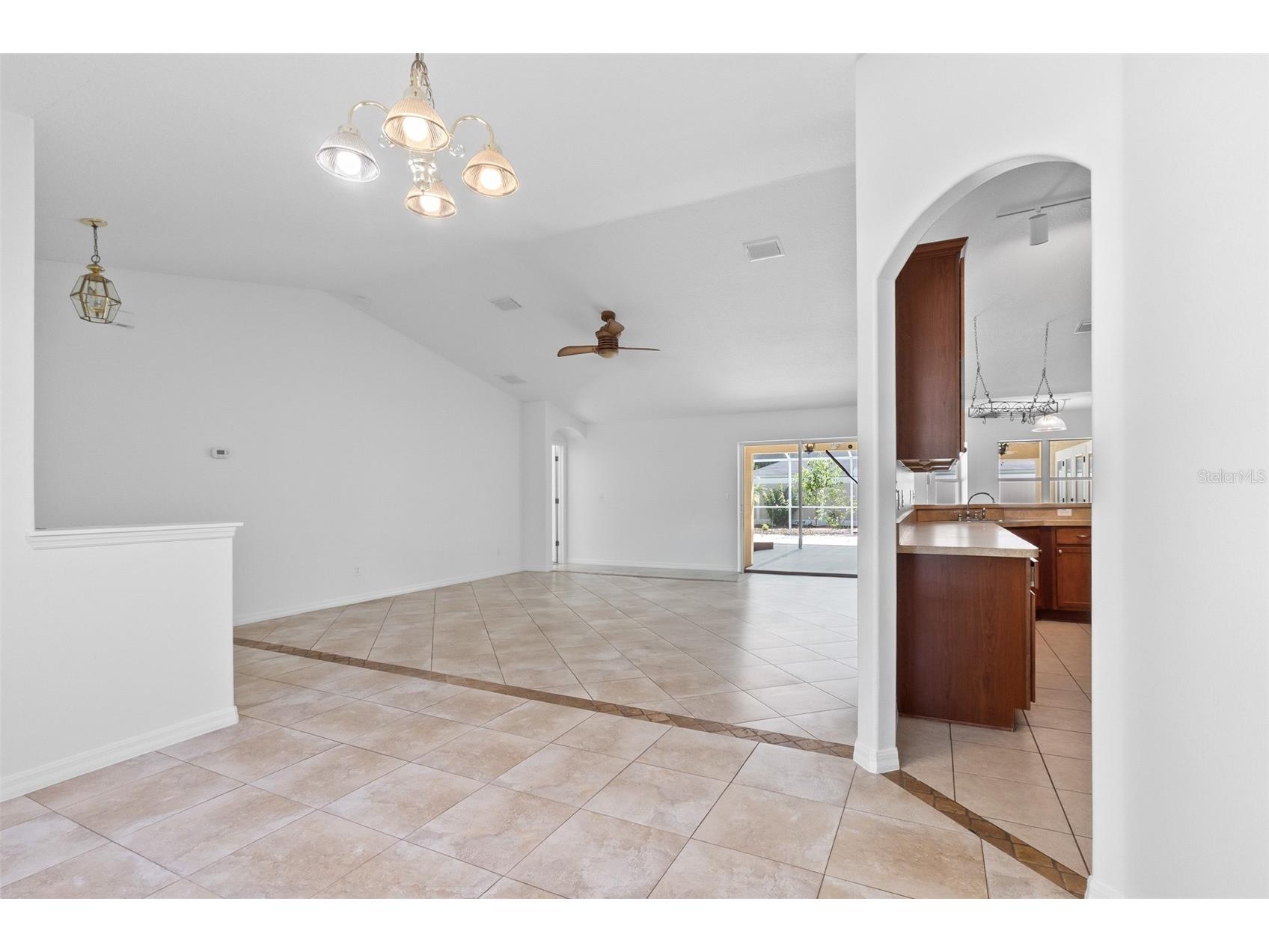 90 Universial Trail Palm Coast FL 32164 FC317735 image7