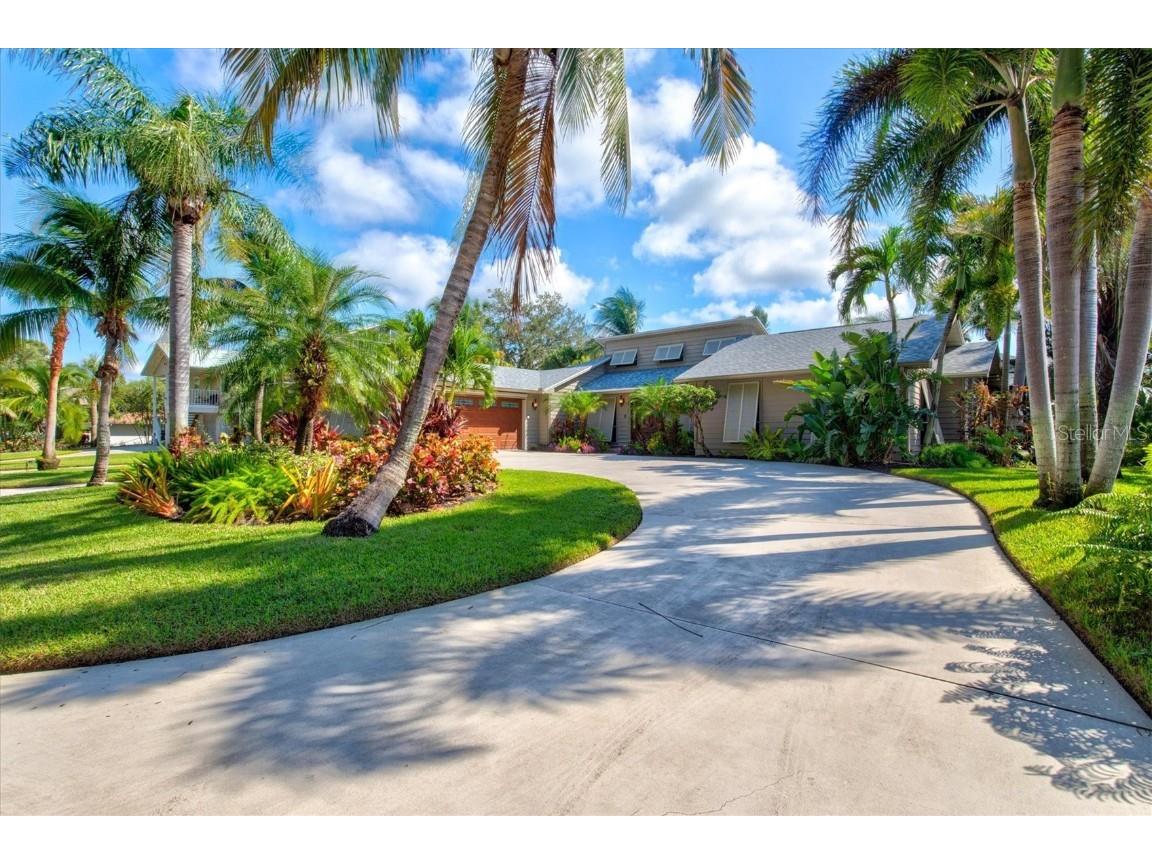 900 26th Avenue W Palmetto FL 34221 A4625063 image1