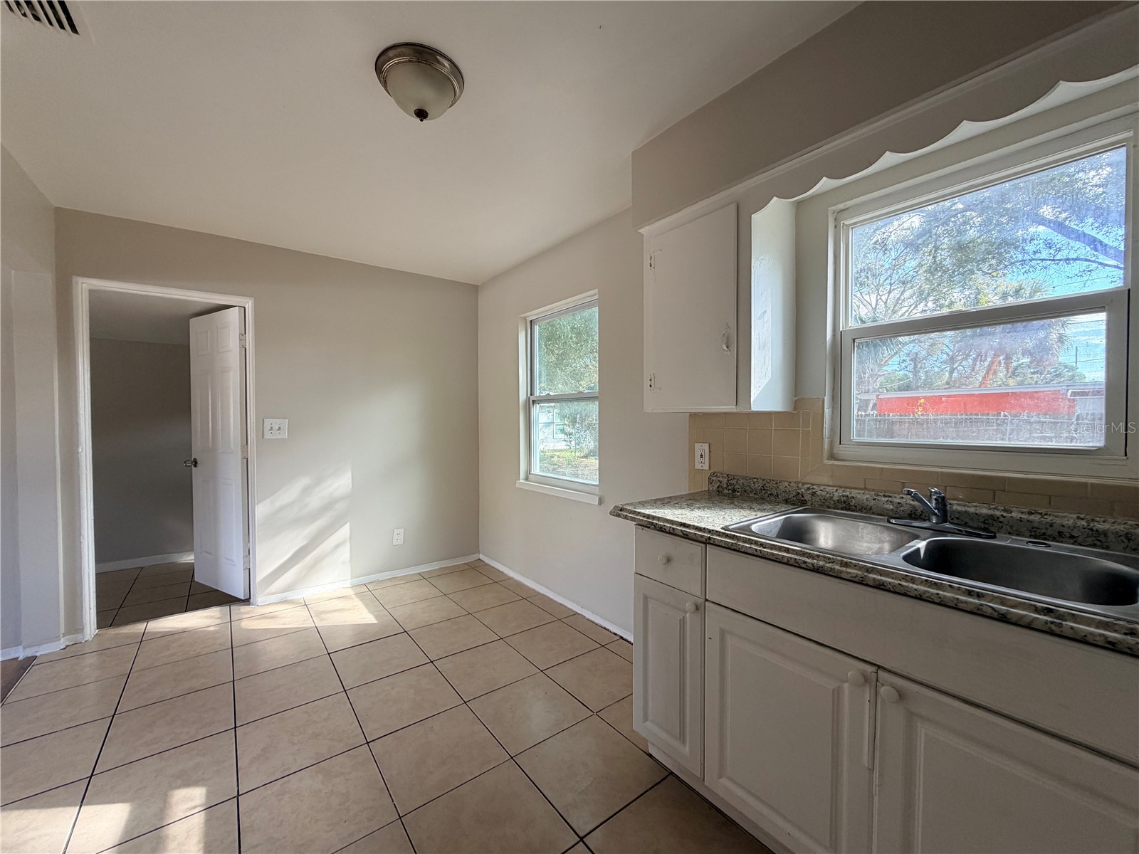 900 40th Street S Saint Petersburg FL 33711 TB8460492 image11