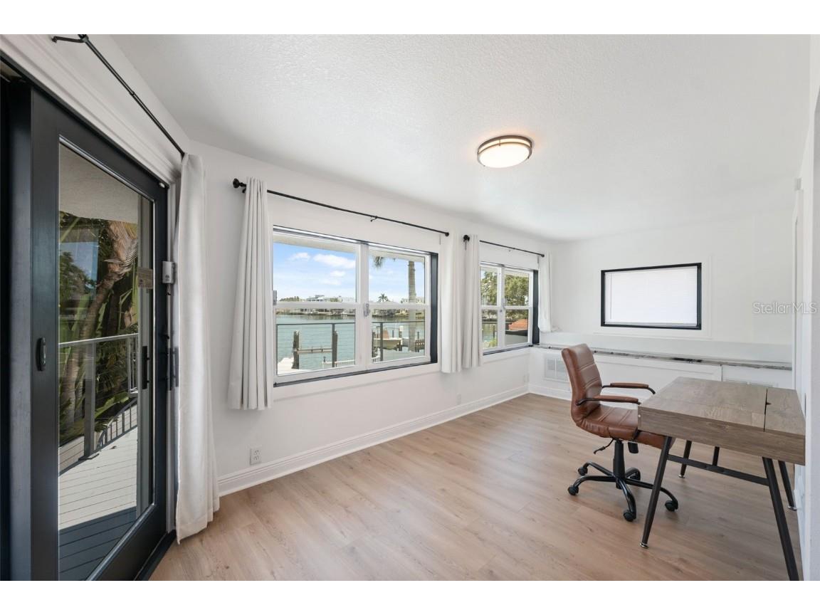 900 79th Street S Saint Petersburg FL 33707 TB8420103 image27