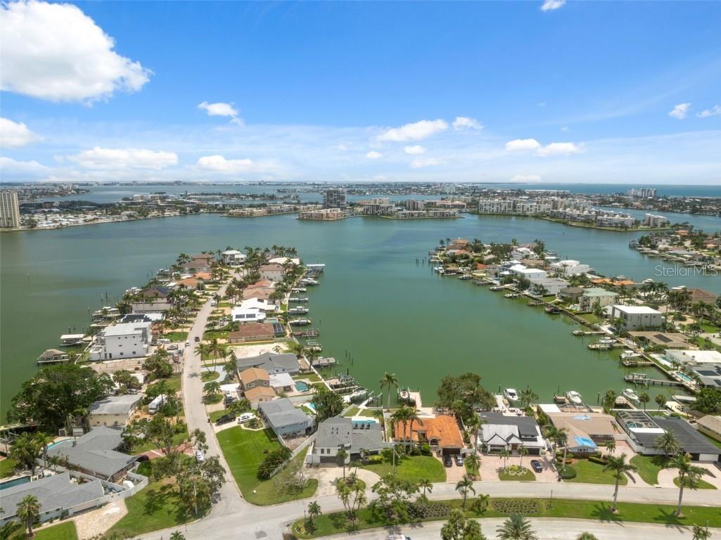 900 79th Street S Saint Petersburg FL 33707 TB8420103 image3