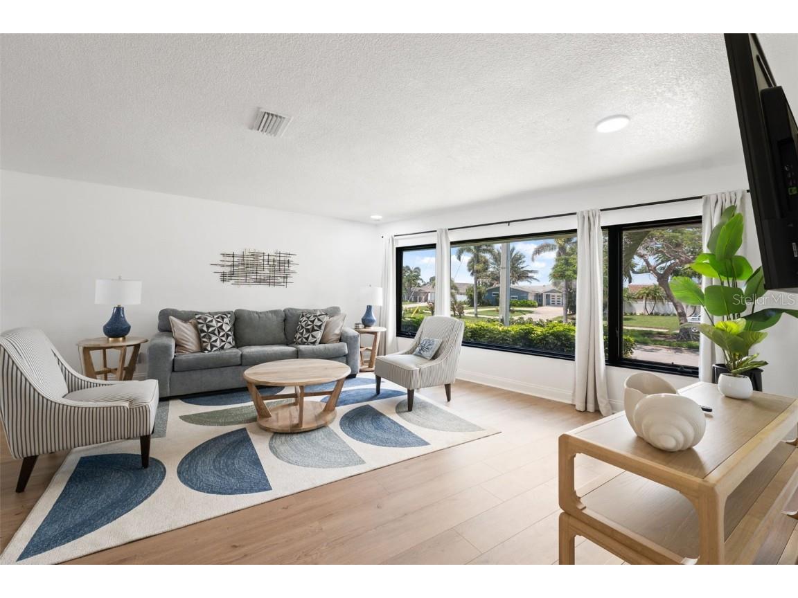 900 79th Street S Saint Petersburg FL 33707 TB8420103 image49