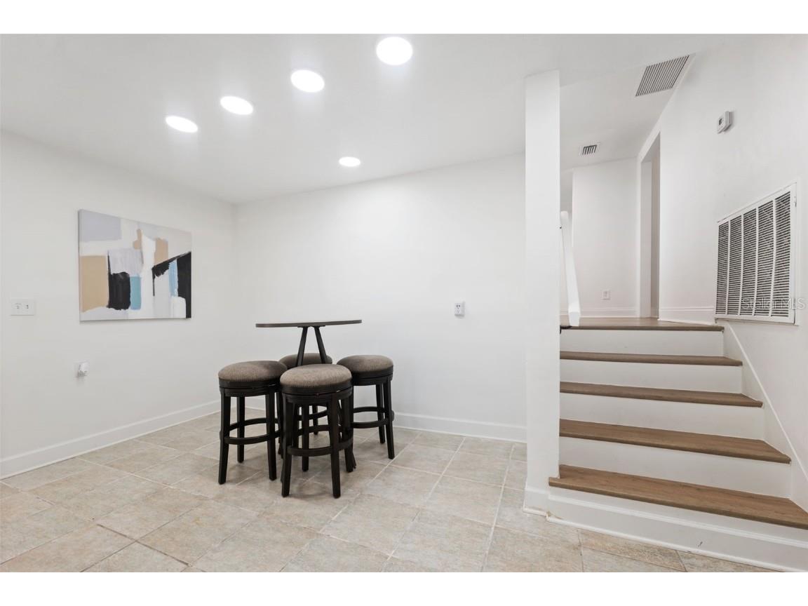 900 79th Street S Saint Petersburg FL 33707 TB8420103 image53